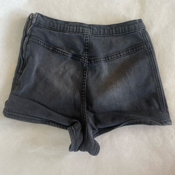 Free People Black High-Waisted Jean Micro Shorts 24 xs - Picture 2 of 7